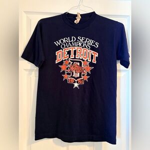 Vintage 1984 Detroit Tigers World Champions T-Shirt - Excellent Condition!